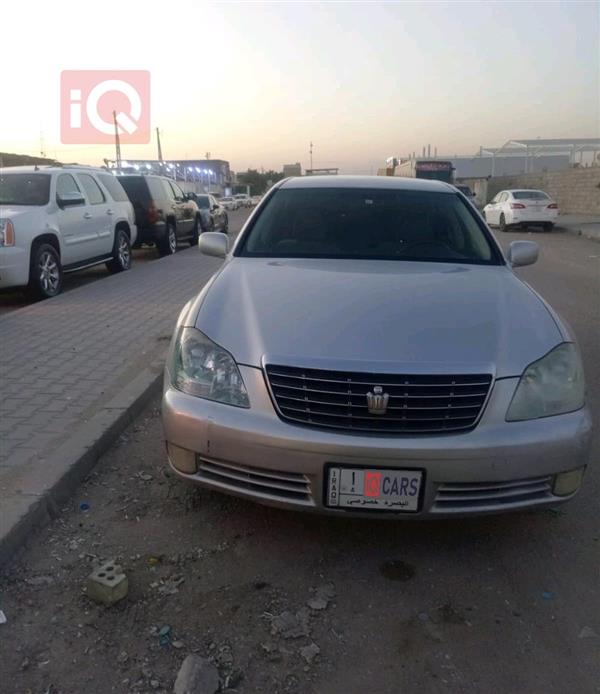 تويوتا كراون 2004 للبيع في العراق - الدير